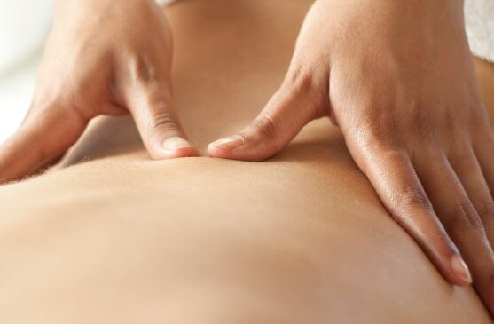 Naprapatbehandling eller massage
